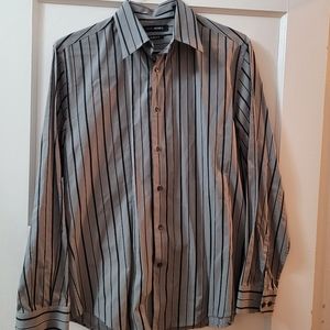 John Henry men's medium modern fit striped long sleeve shirt